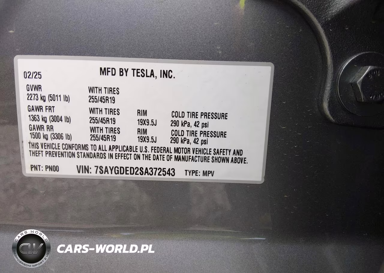 2025 Tesla Model Y Long Range Dual Motor Rear-Wheel Drive VIN:7SAYGDED2SA372543 - 9