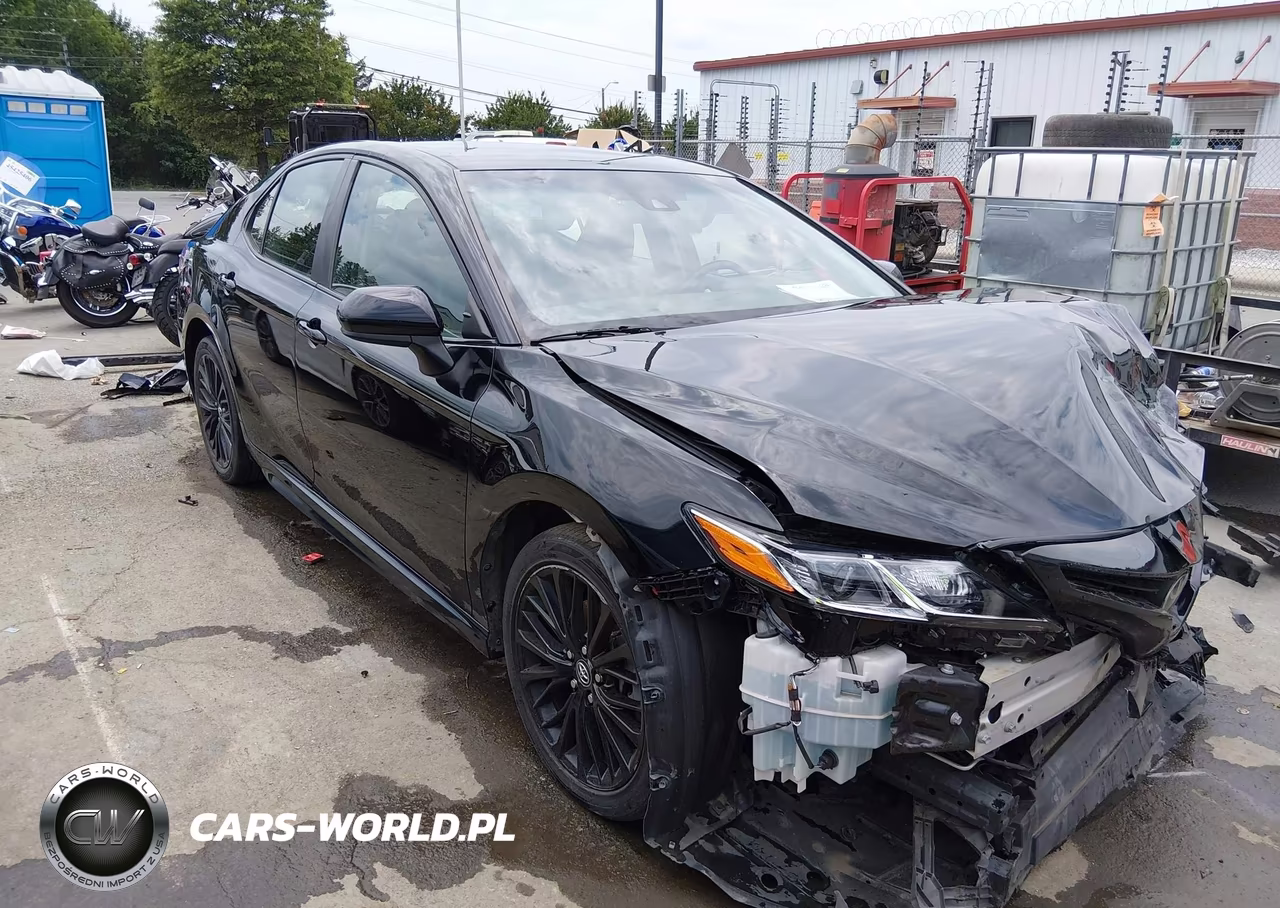2020 Toyota Camry Se Nightshade Edition – zdjęcie 1 z 16