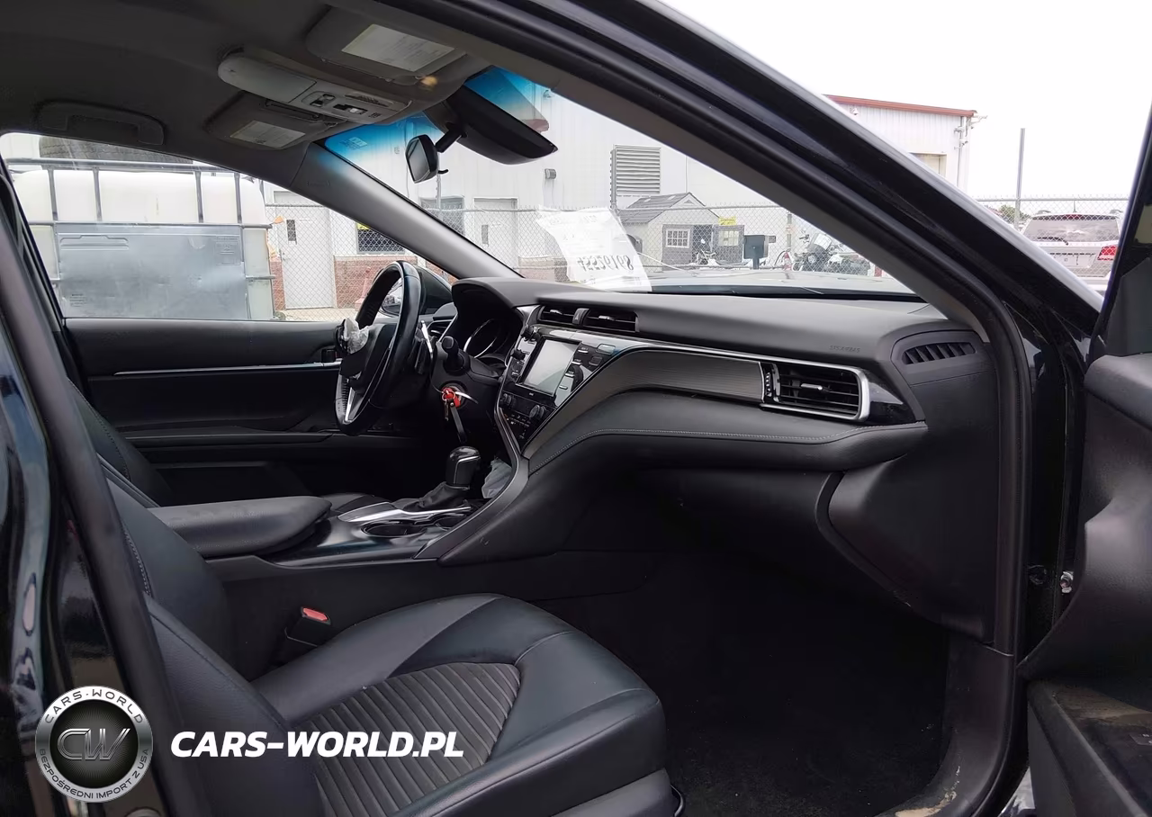2020 Toyota Camry Se Nightshade Edition VIN:4T1G11AK8LU343133 - 5