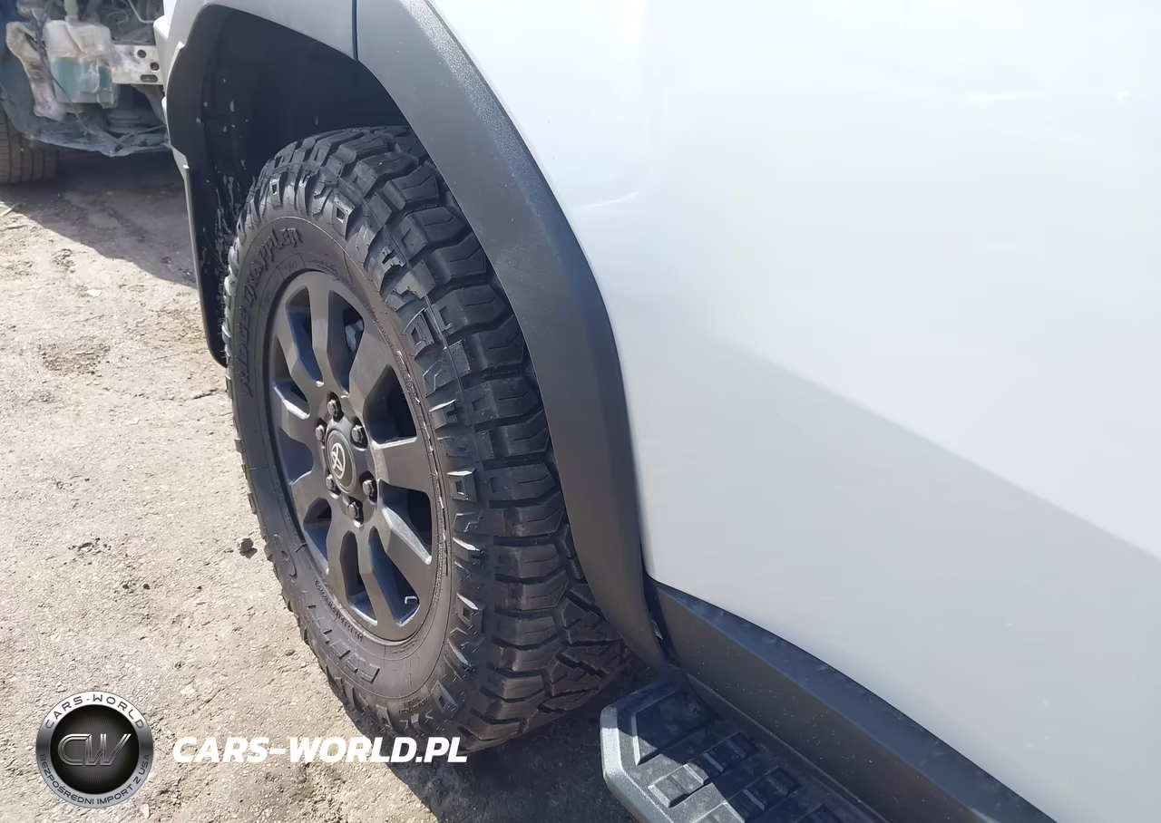 2025 Toyota Land Cruiser VIN:JTEABFAJ1SK044715 - 6