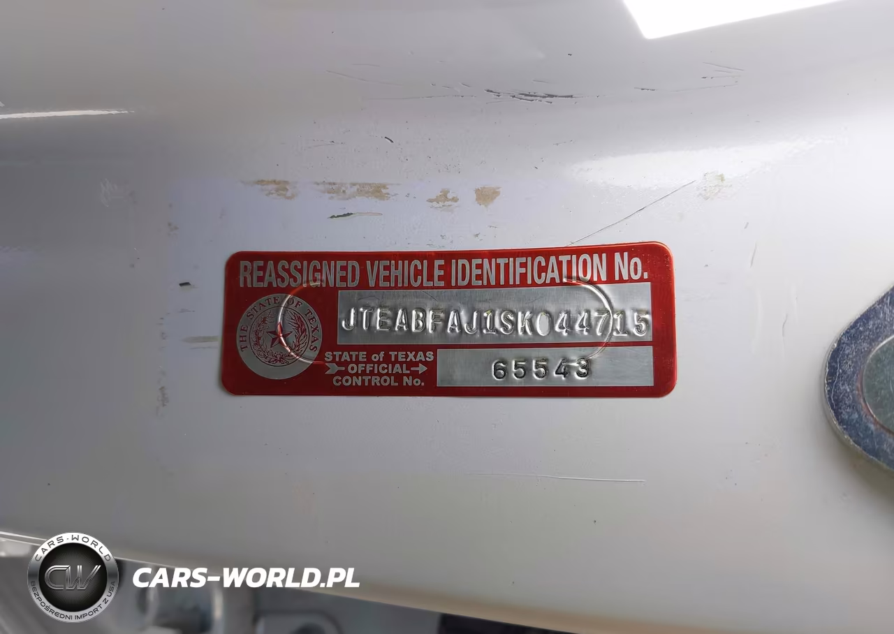 2025 Toyota Land Cruiser VIN:JTEABFAJ1SK044715 - 9