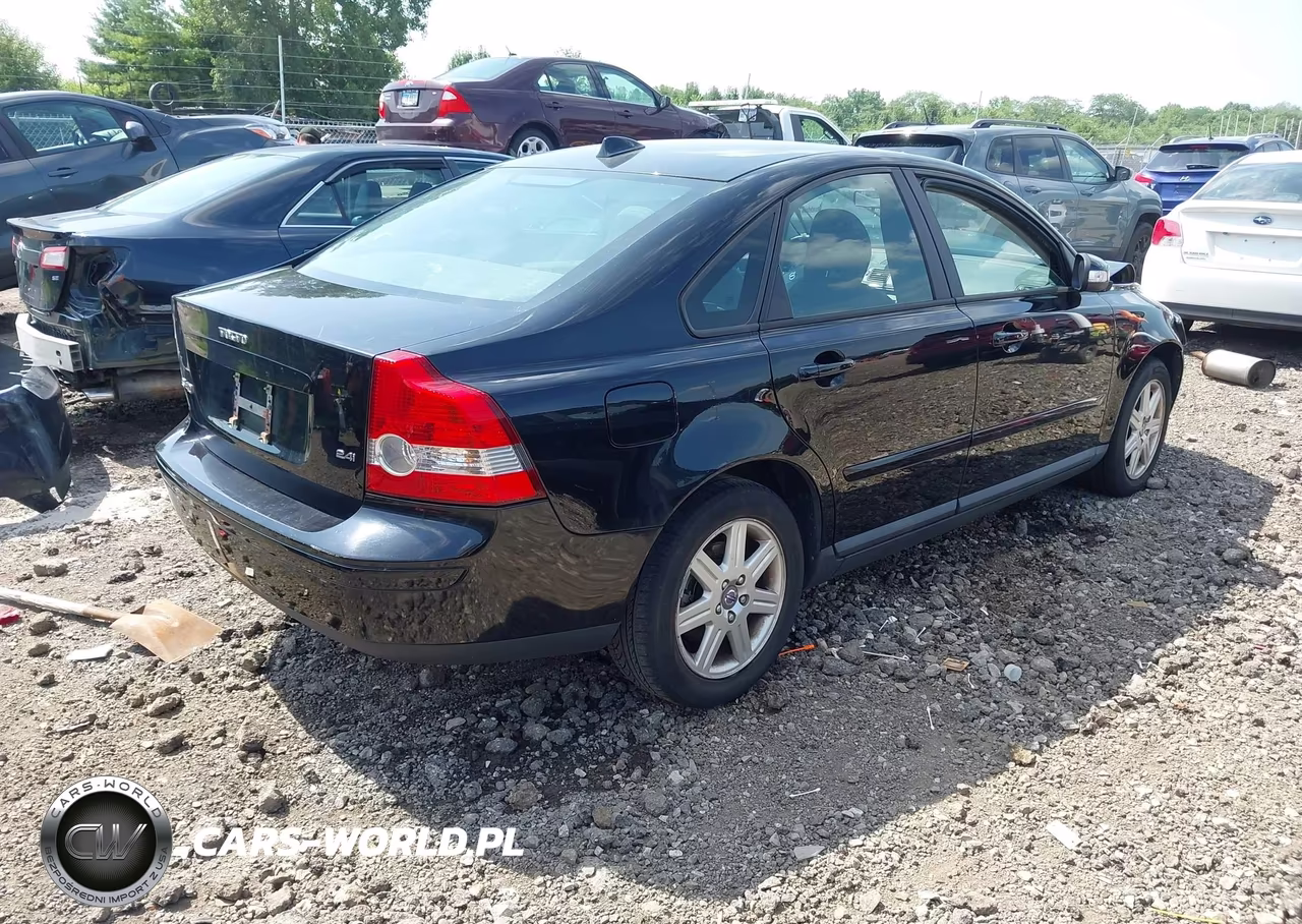 2007 Volvo S40 2.4I VIN:YV1MS382572264410 - 4