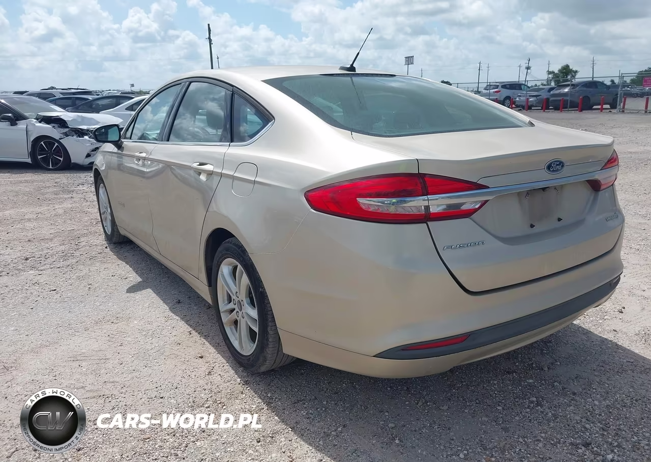 2018 Ford Fusion Hybrid S VIN:3FA6P0UU6JR100887 - 3