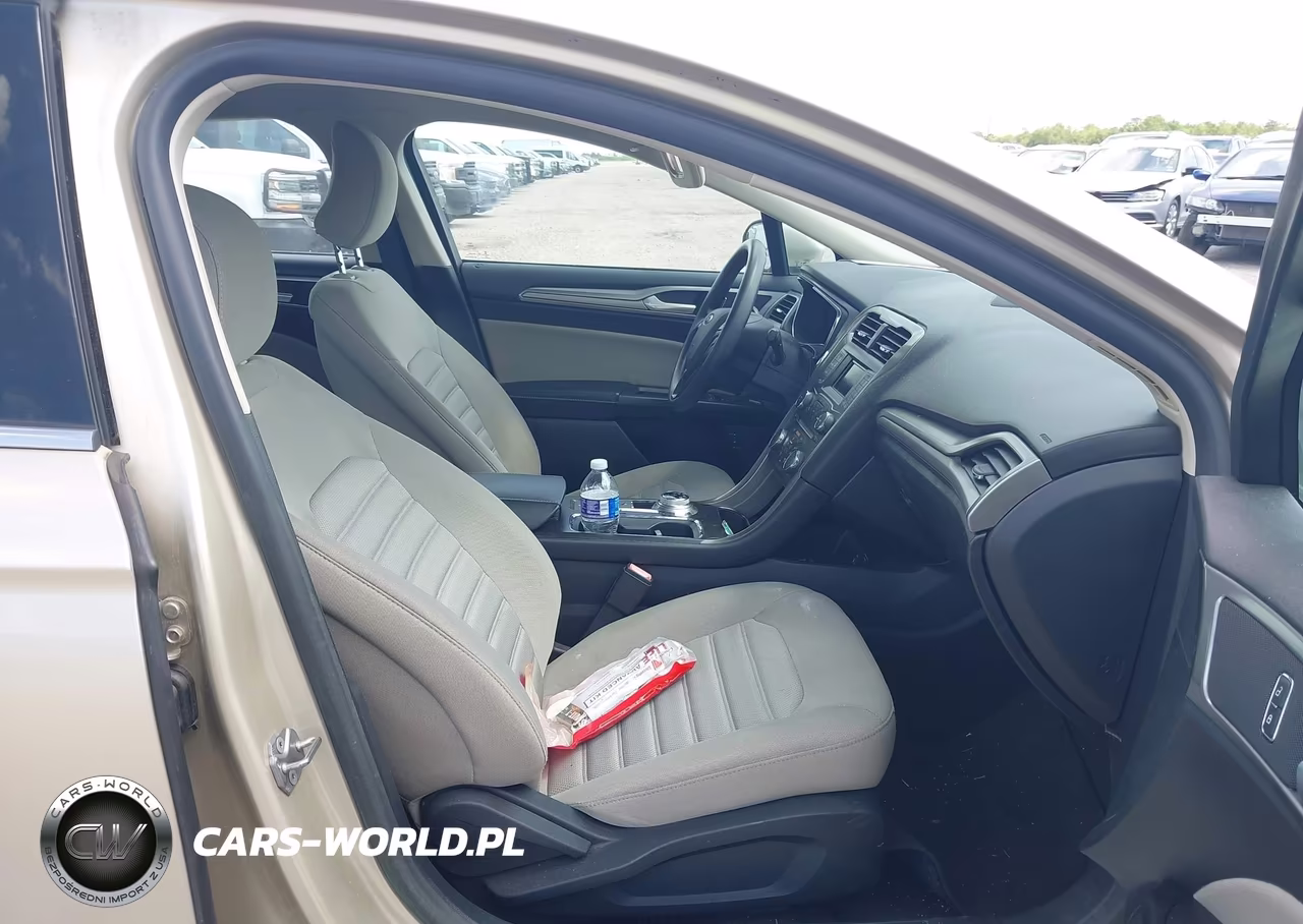 2018 Ford Fusion Hybrid S VIN:3FA6P0UU6JR100887 - 5