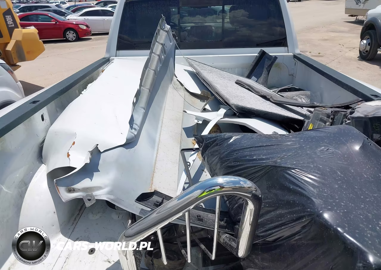 2014 Ram 3500 Laramie VIN:3C63RPJL7EG317093 - 13