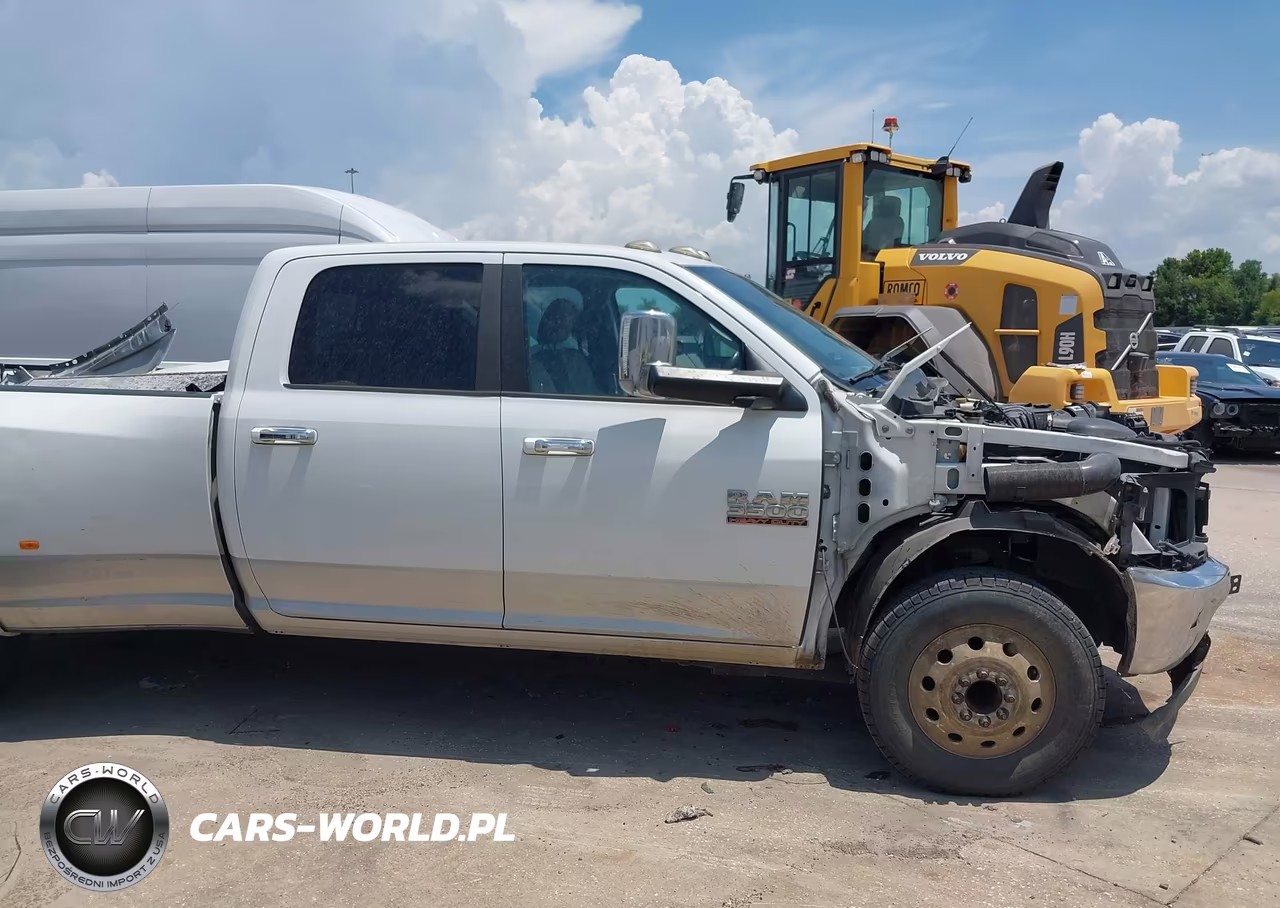 2014 Ram 3500 Laramie VIN:3C63RPJL7EG317093 - 15