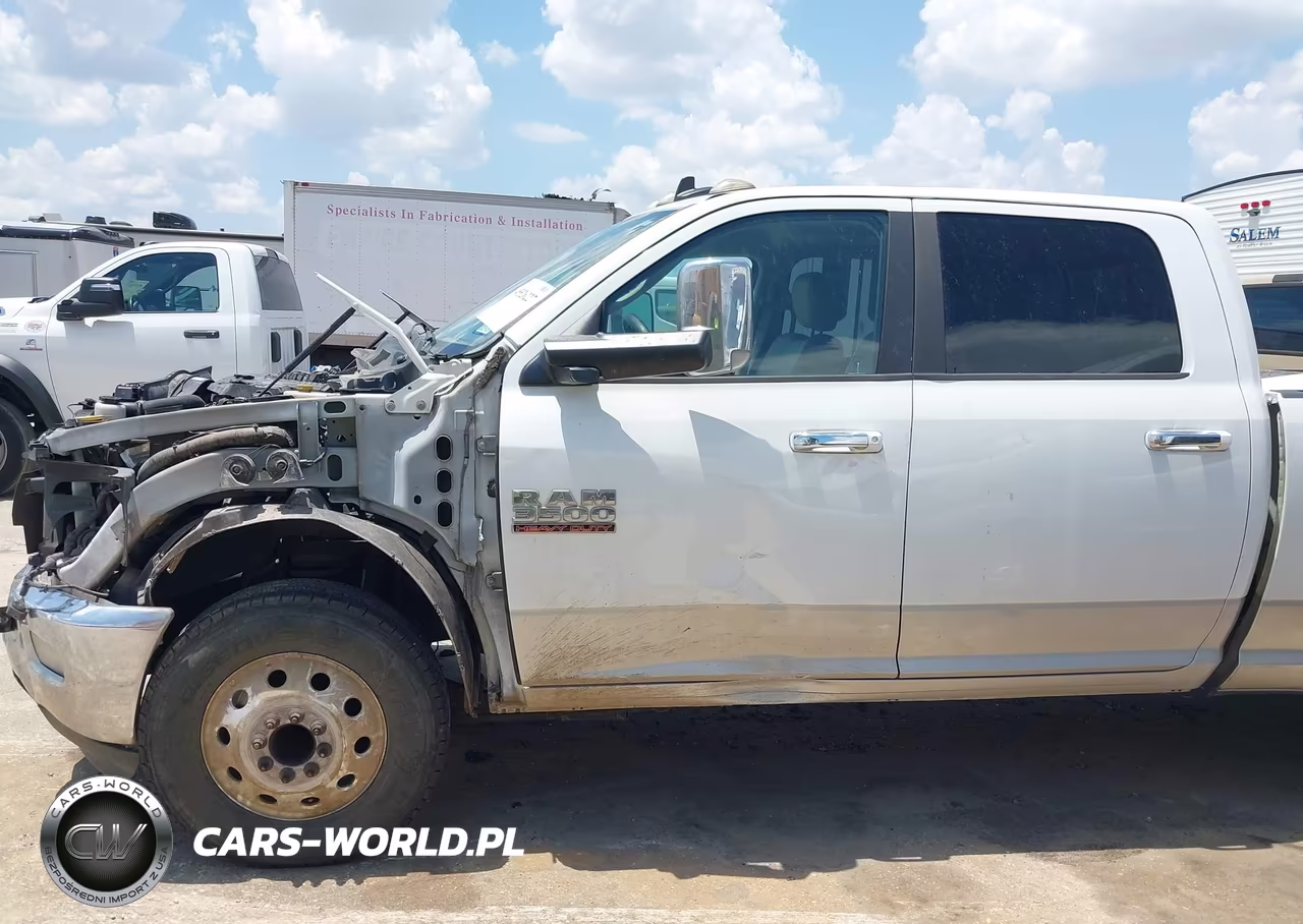 2014 Ram 3500 Laramie VIN:3C63RPJL7EG317093 - 16