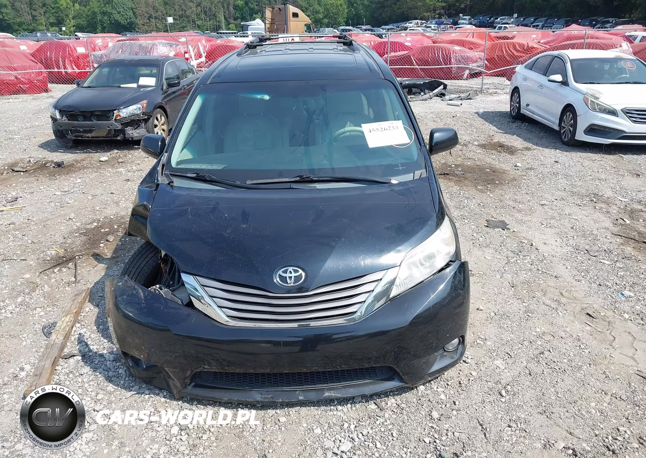 2011 Toyota Sienna Xle V6 VIN:5TDYK3DC4BS109497 - 12