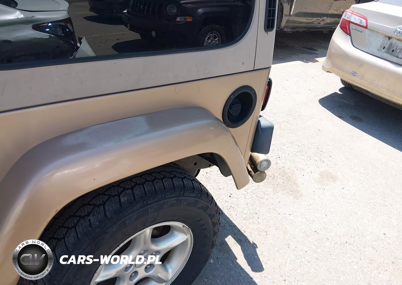 2000 Jeep Wrangler Sahara VIN:1J4FA59S4YP749311 - 6