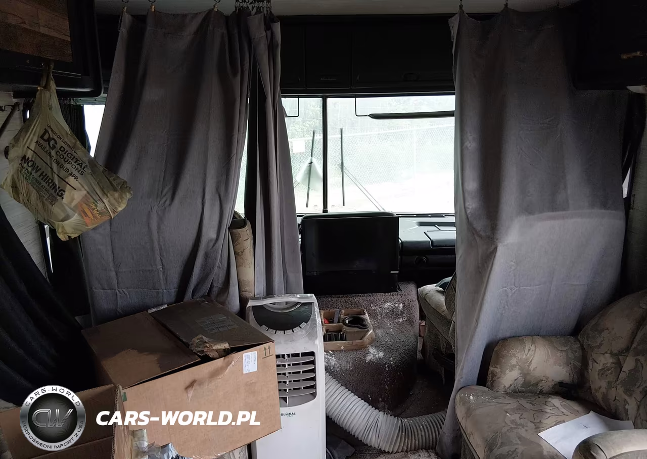 2000 Workhorse Custom Chassis Motorhome Chassis P3500 VIN:5B4KP37J6Y3313977 - 8