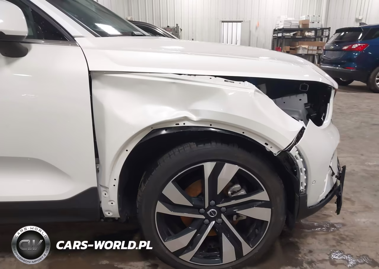 2024 Volvo Xc40 B5 Ultimate Bright Theme VIN:YV4L12UF5R2235349 - 6