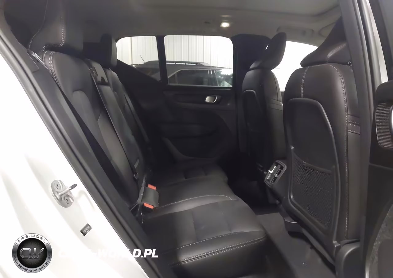 2024 Volvo Xc40 B5 Ultimate Bright Theme VIN:YV4L12UF5R2235349 - 8