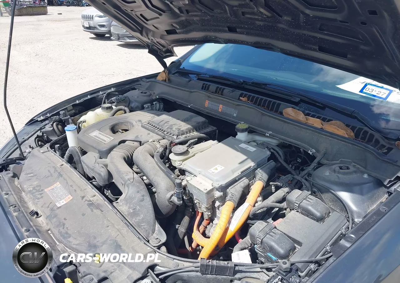2020 Ford Fusion Hybrid Se VIN:3FA6P0LU6LR196976 - 10