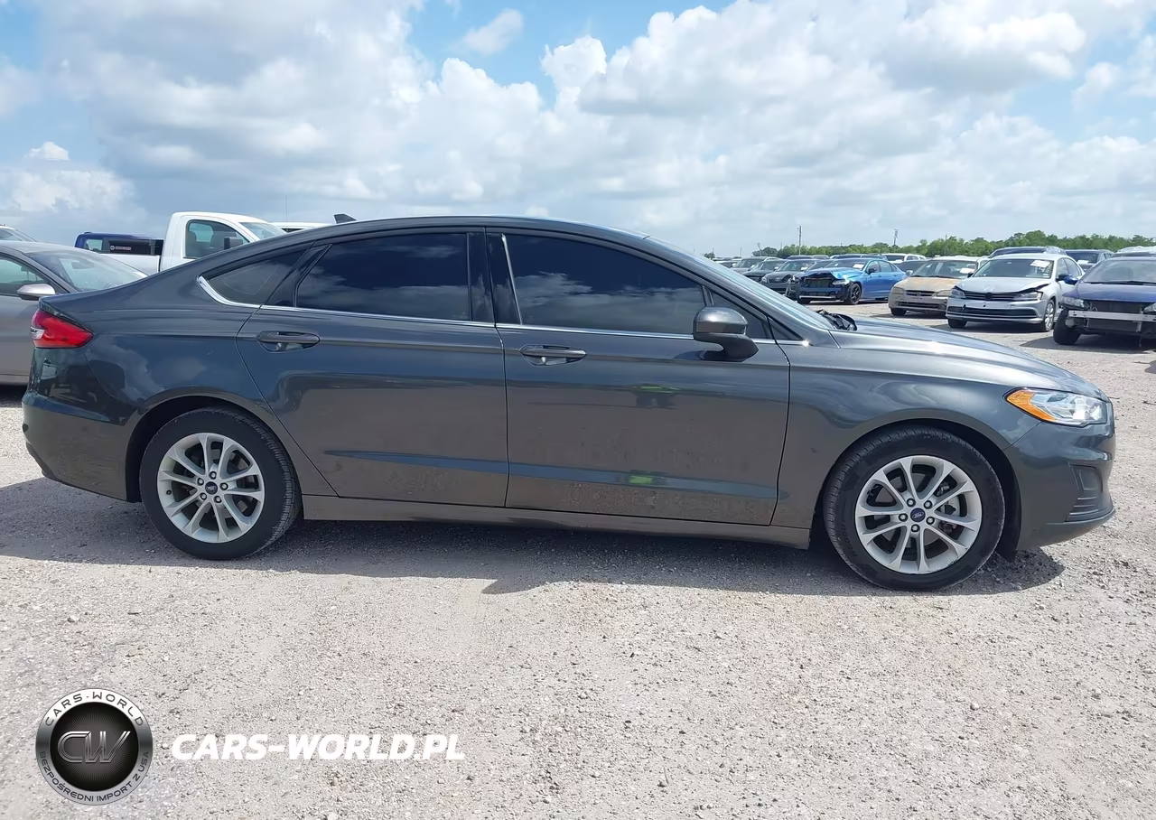 2020 Ford Fusion Hybrid Se VIN:3FA6P0LU6LR196976 - 13