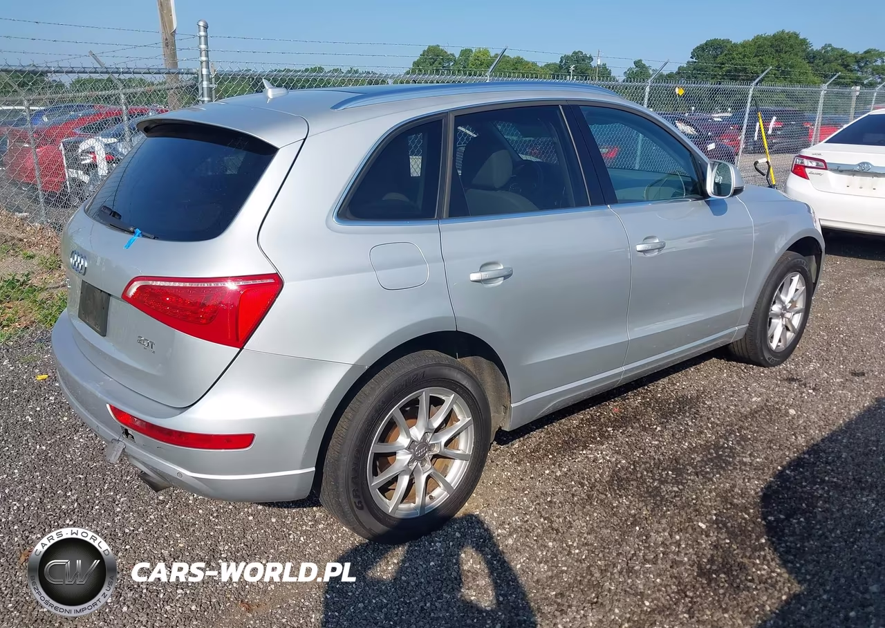 2012 Audi Q5 2.0T Premium VIN:WA1LFAFP4CA129616 - 4
