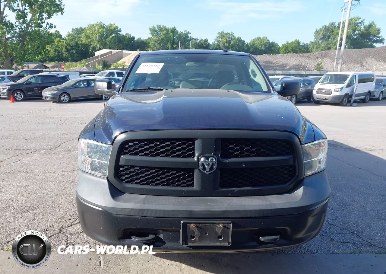 2019 Ram 1500 Classic Tradesman 4X4 8' Box VIN:3C6JR7DG7KG503332 - 17