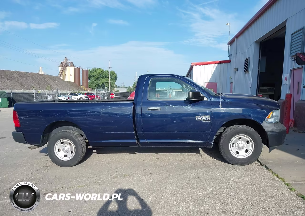 2019 Ram 1500 Classic Tradesman 4X4 8' Box VIN:3C6JR7DG7KG503332 - 18