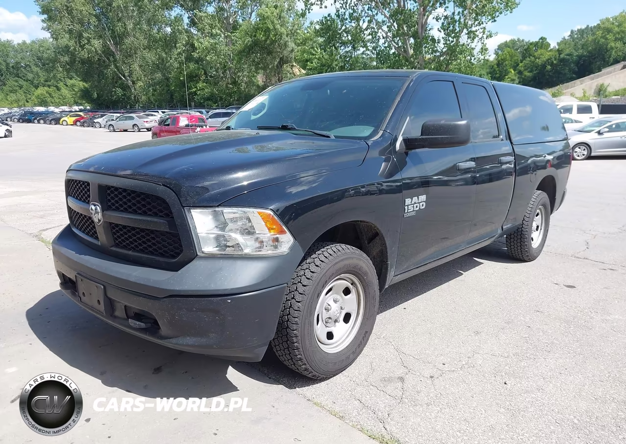 2019 Ram 1500 Classic Tradesman 4X4 6'4 Box VIN:1C6RR7FG1KS679009 - 2