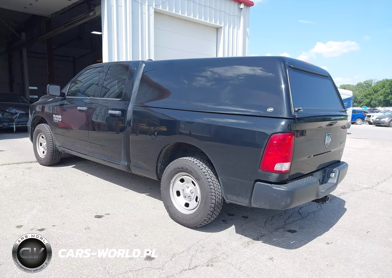 2019 Ram 1500 Classic Tradesman 4X4 6'4 Box VIN:1C6RR7FG1KS679009 - 3