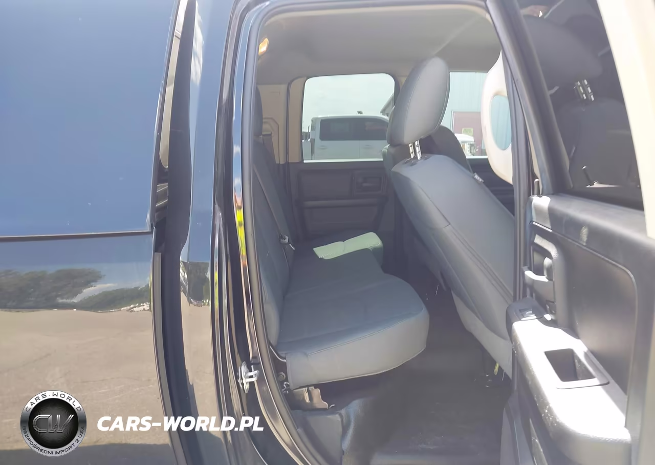 2019 Ram 1500 Classic Tradesman 4X4 6'4 Box VIN:1C6RR7FG1KS679009 - 8