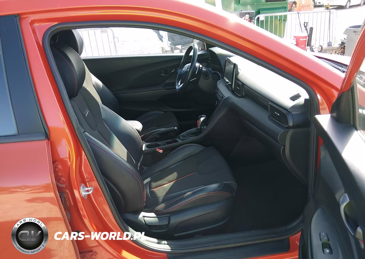 2019 Hyundai Veloster 2.0 Premium VIN:KMHTG6AF6KU012532 - 5