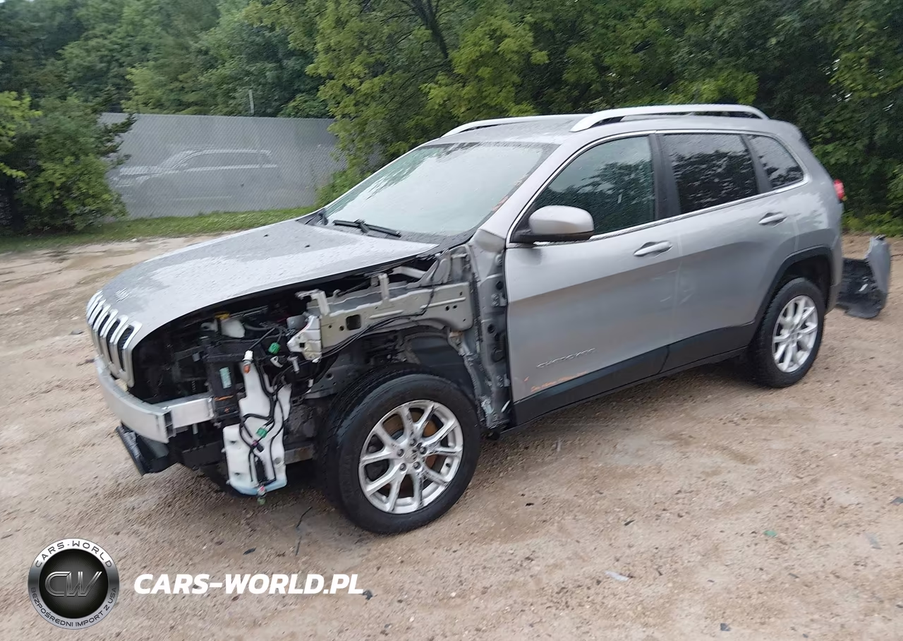 2016 Jeep Cherokee Latitude VIN:1C4PJLCBXGW362001 - 2