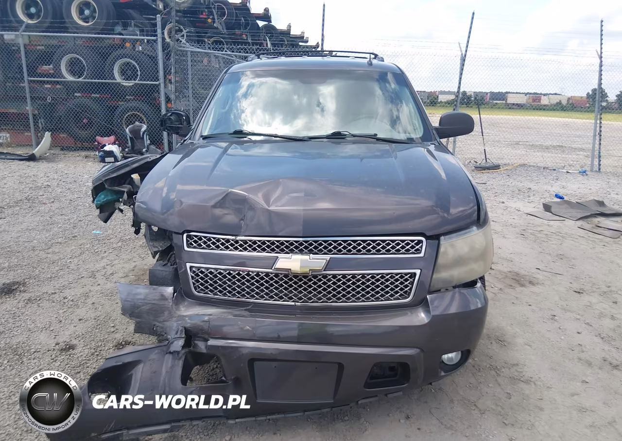 2011 Chevrolet Tahoe Lt VIN:1GNSCBE06BR247503 - 12