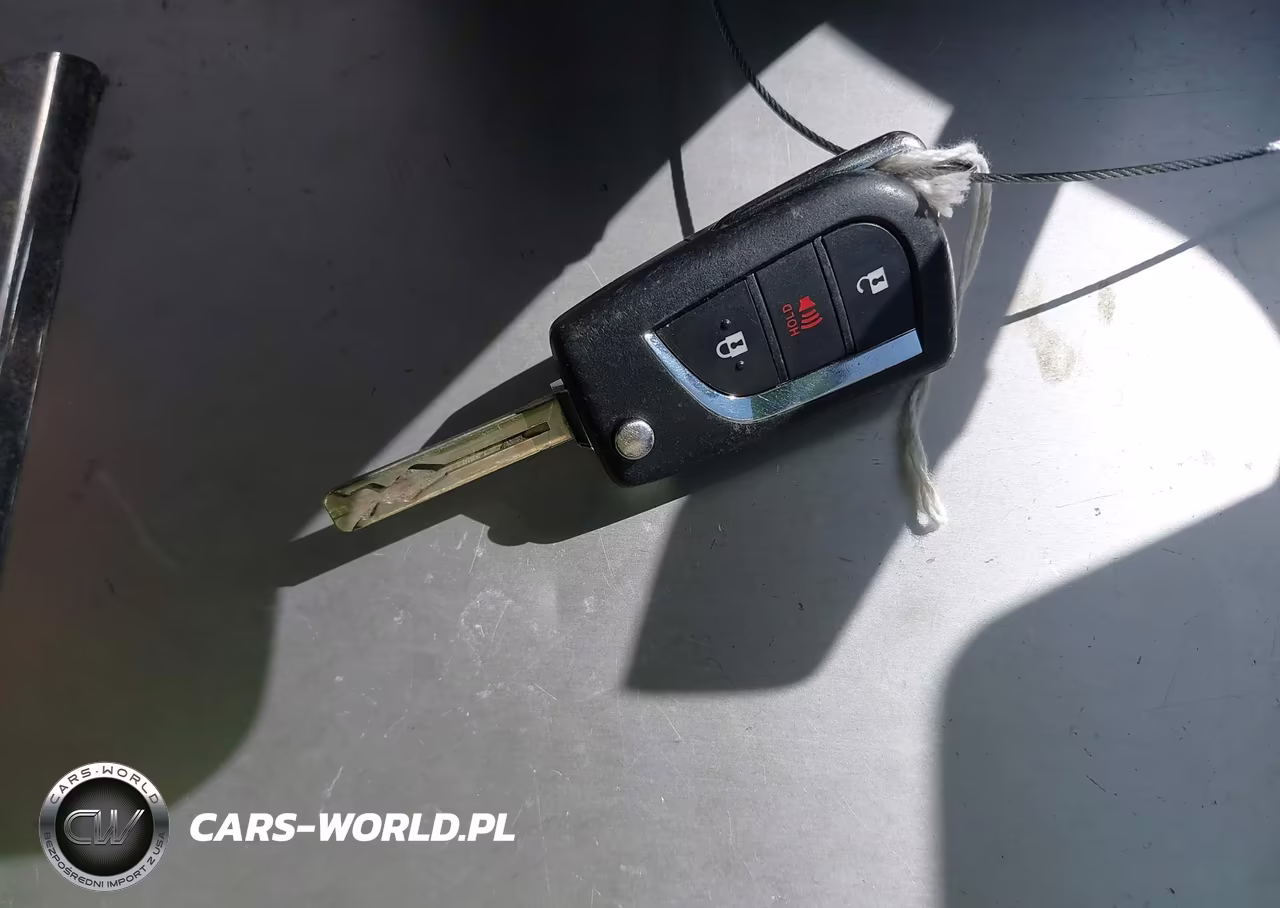 2021 Toyota C-Hr Le VIN:NMTKHMBX3MR131993 - 11