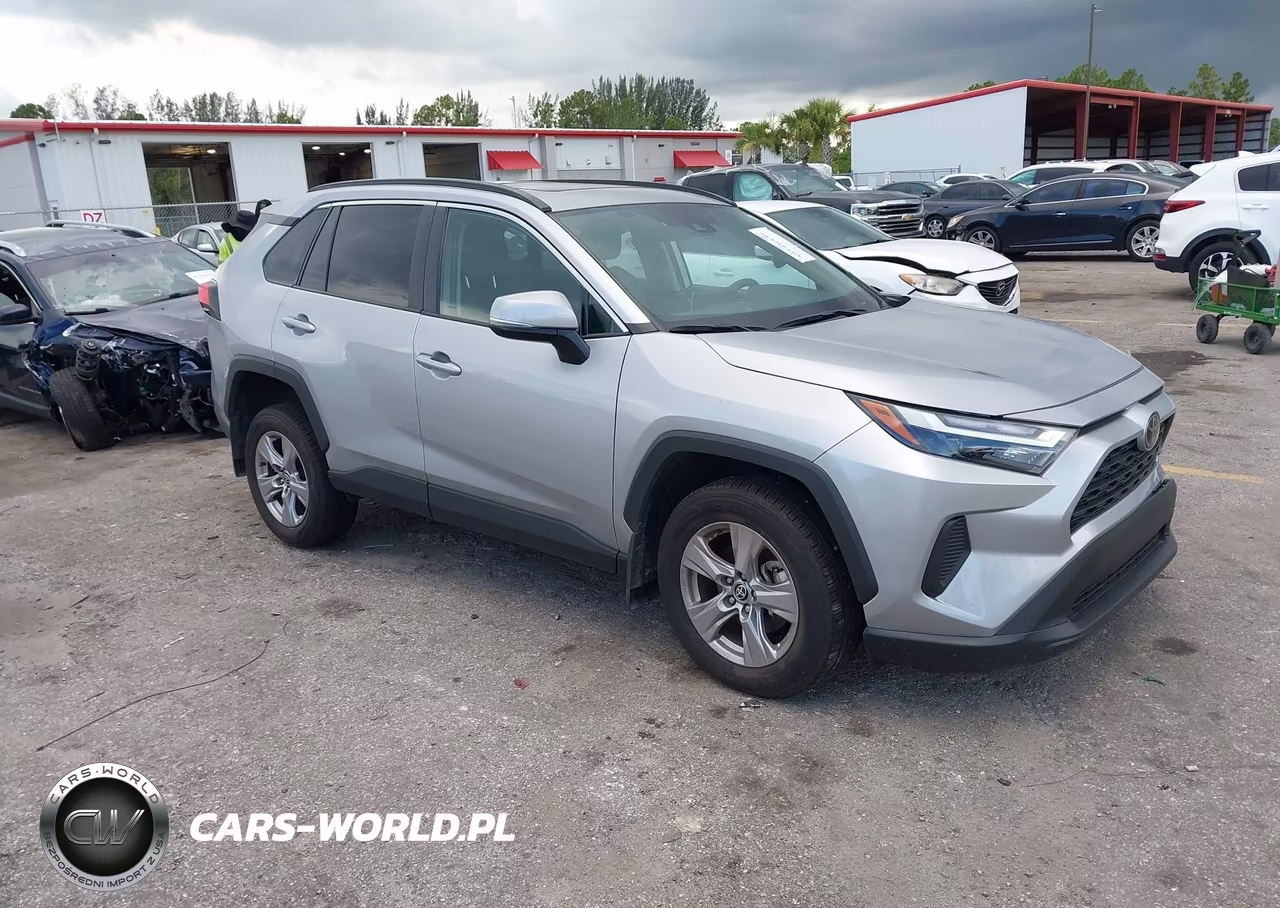 2025 Toyota Rav4 Xle – zdjęcie 1 z 16
