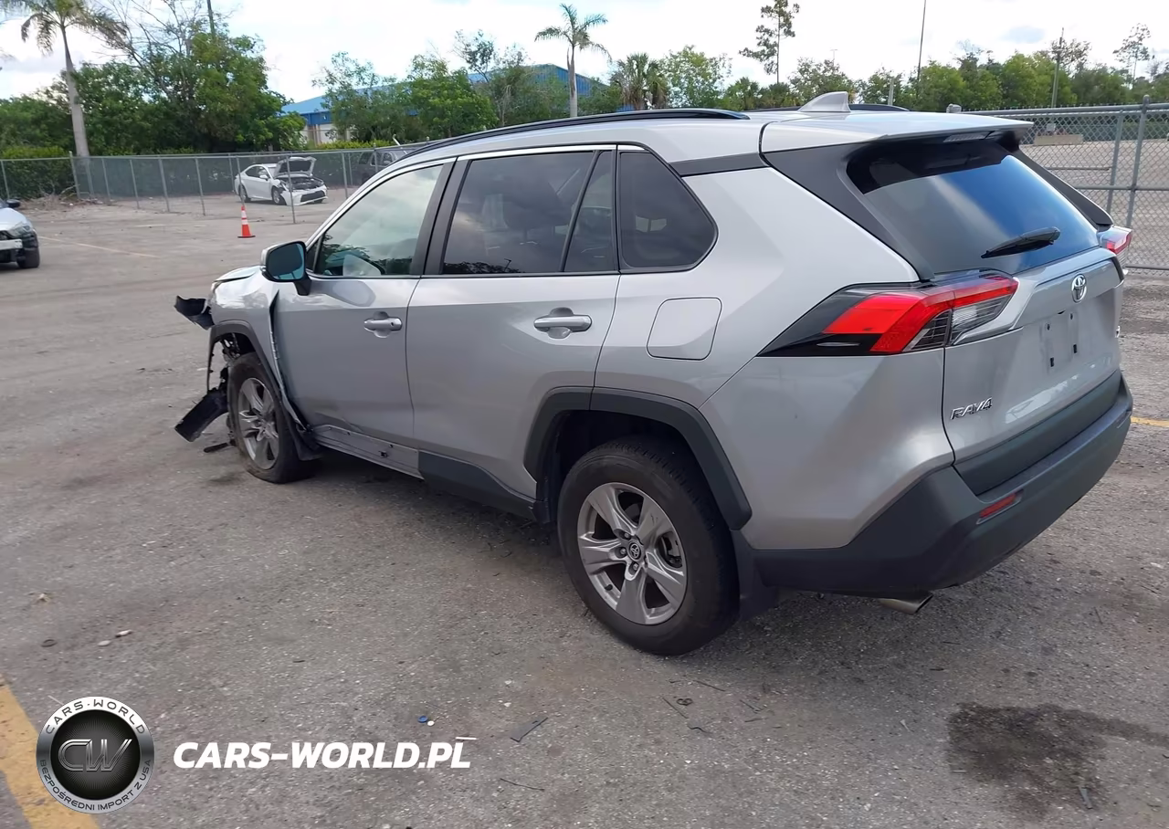 2025 Toyota Rav4 Xle VIN:2T3W1RFV4SC333557 - 3