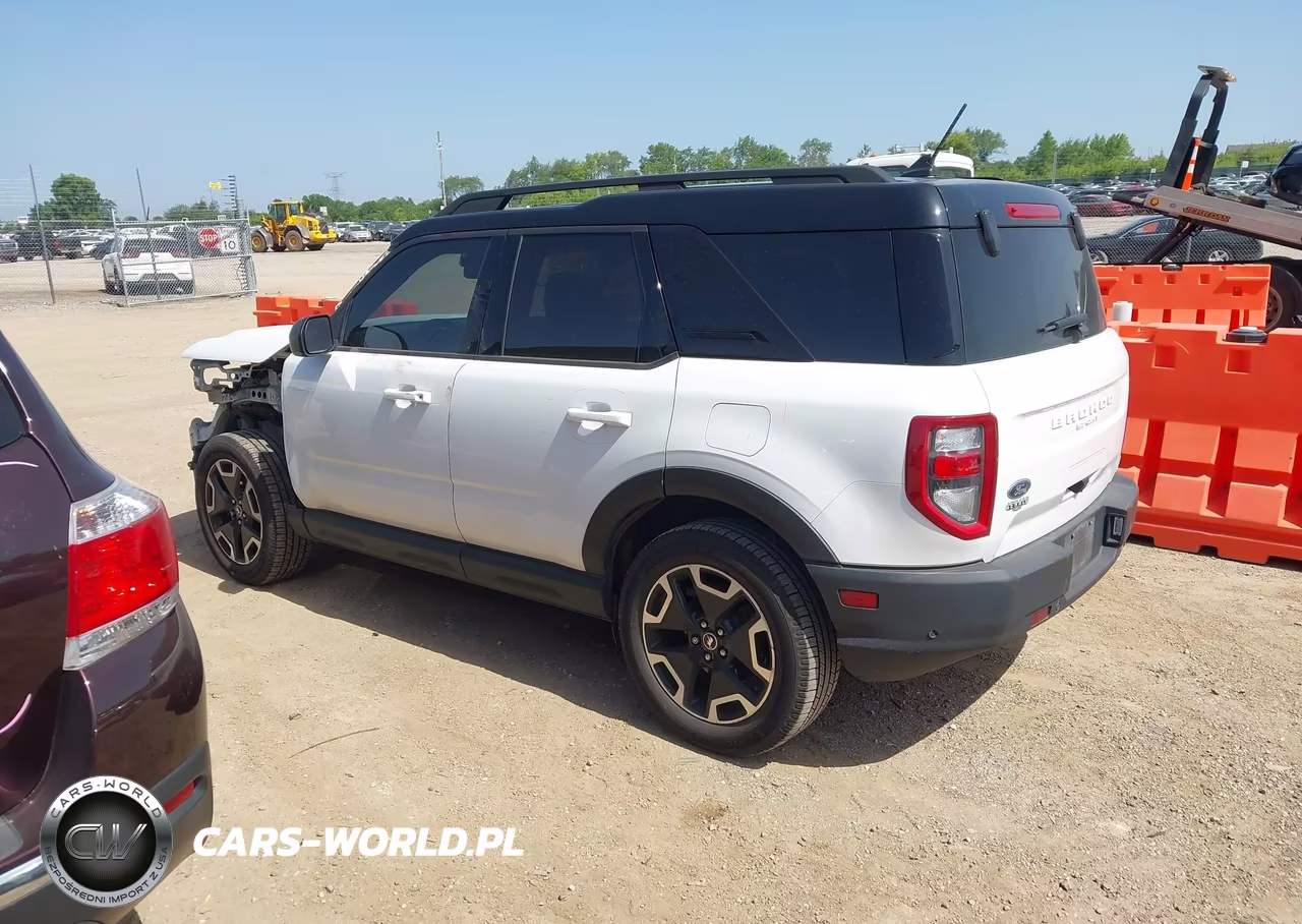 2021 Ford Bronco Sport Outer Banks VIN:3FMCR9C61MRB13187 - 3