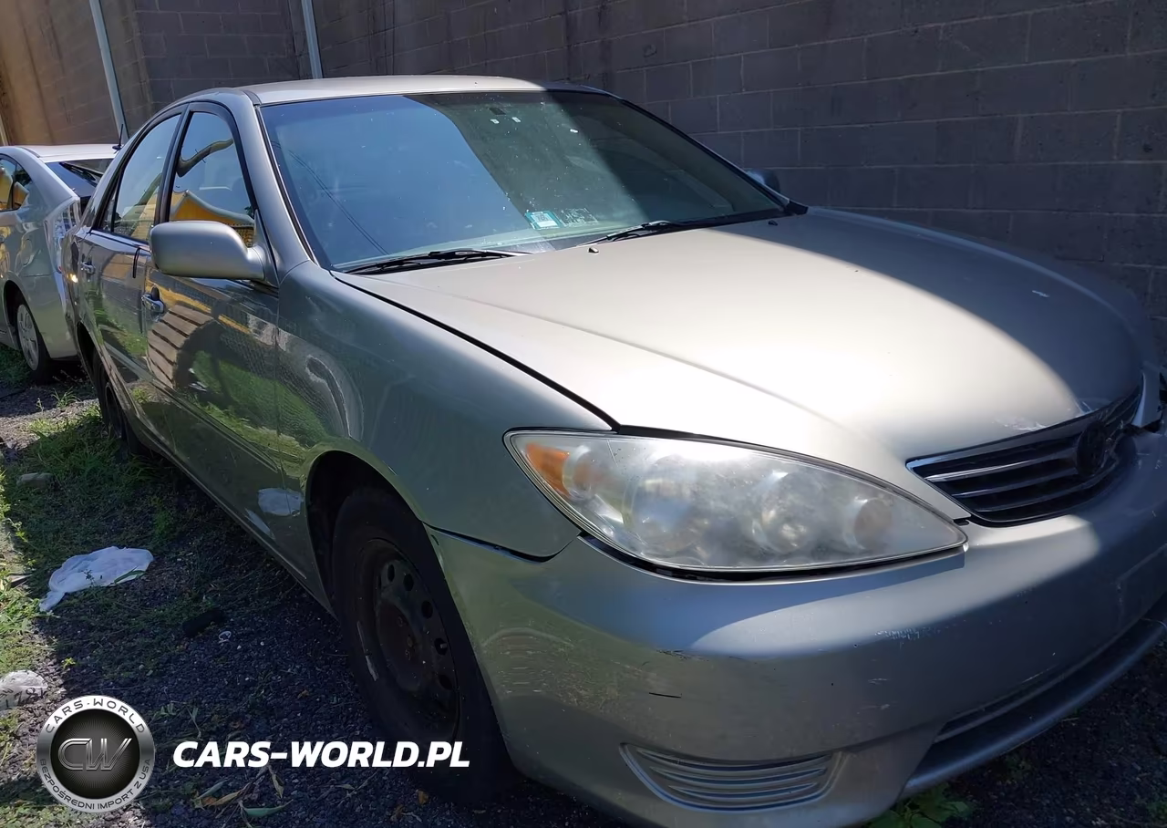 2005 Toyota Camry Le VIN:4T1BE30KX5U955364 - 16
