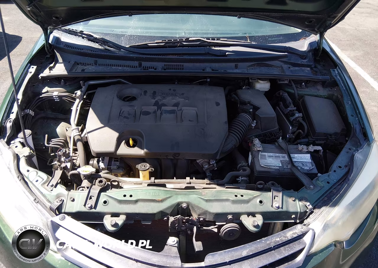 2015 Toyota Corolla Le VIN:5YFBURHEXFP193659 - 10