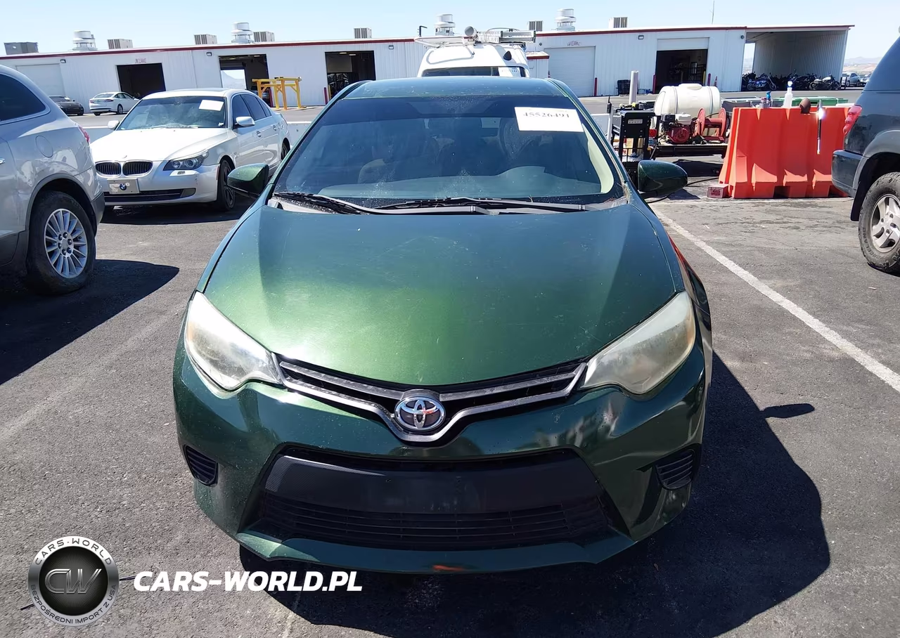 2015 Toyota Corolla Le VIN:5YFBURHEXFP193659 - 13