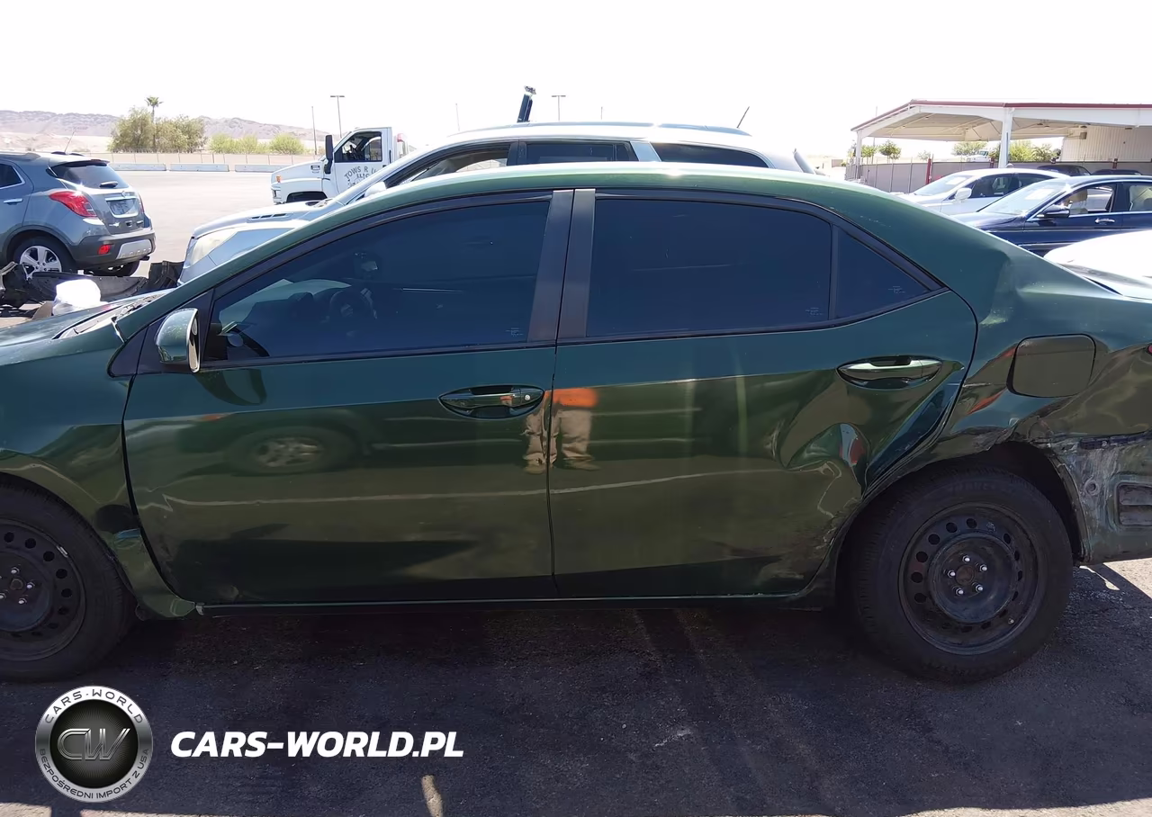 2015 Toyota Corolla Le VIN:5YFBURHEXFP193659 - 15