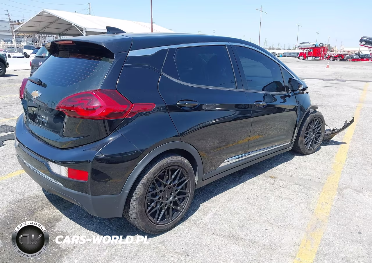 2018 Chevrolet Bolt Ev Lt VIN:1G1FW6S00J4139430 - 4
