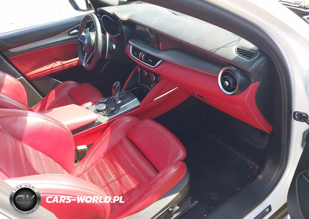 2019 Alfa Romeo Stelvio Ti Sport Awd VIN:ZASPAKBN2K7C37929 - 5