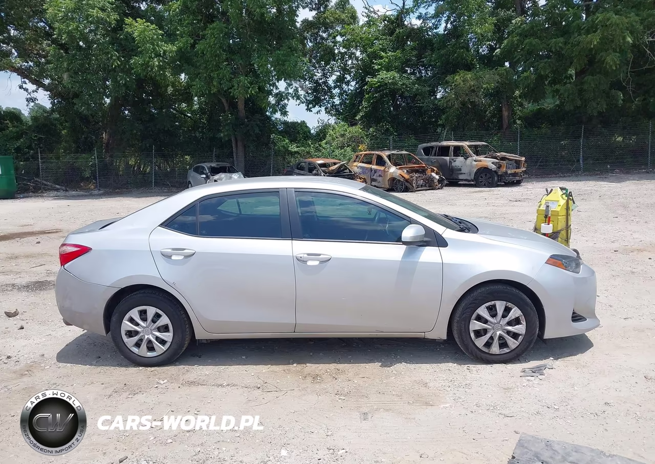 2019 Toyota Corolla L VIN:2T1BURHEXKC218358 - 13