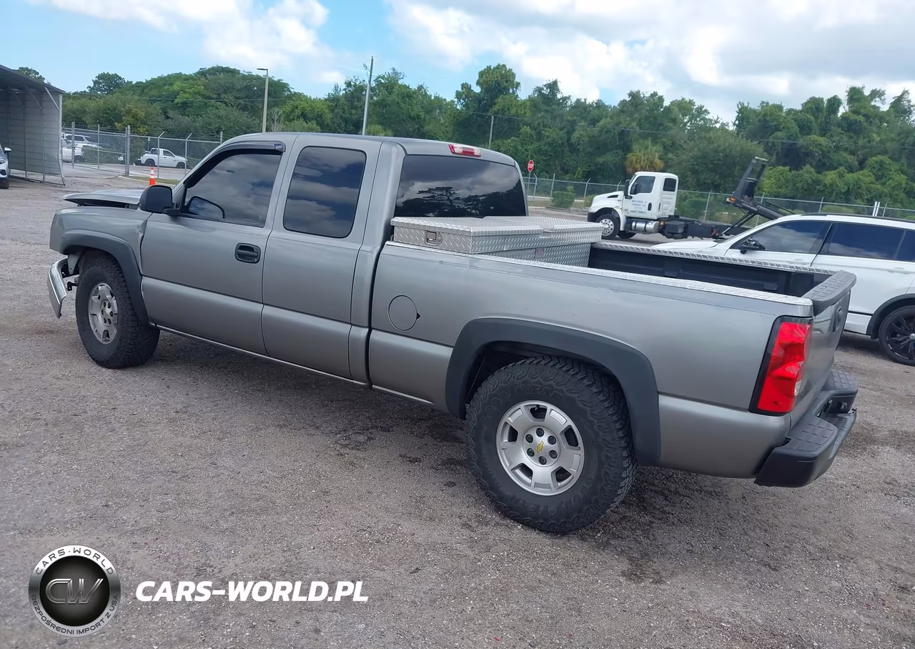 2006 Chevrolet Silverado 1500 Work Truck VIN:1GCEC19X76Z239357 - 3