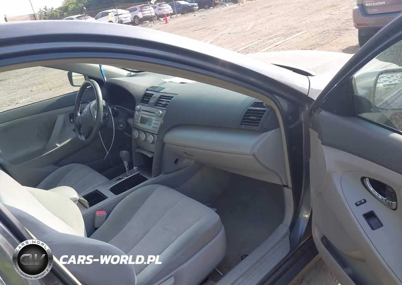 2010 Toyota Camry Le VIN:4T1BF3EKXAU028848 - 5