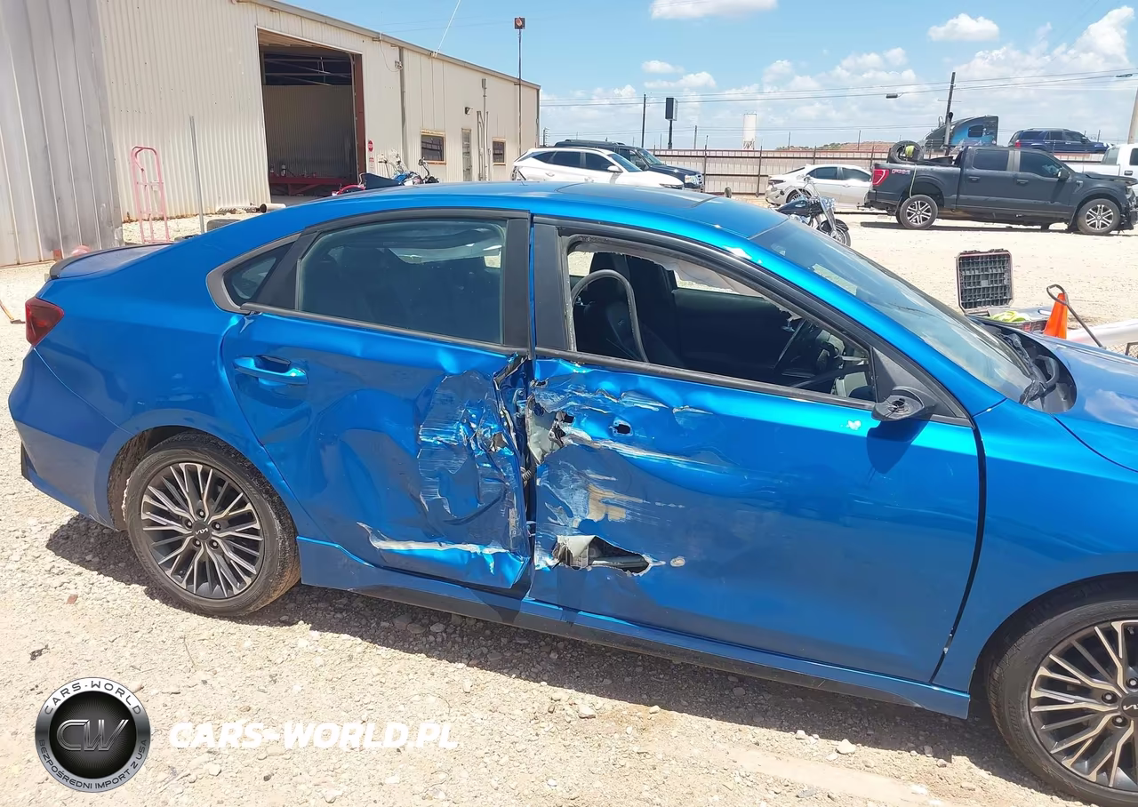 2022 Kia Forte Gt-Line VIN:3KPF54AD8NE495065 - 6