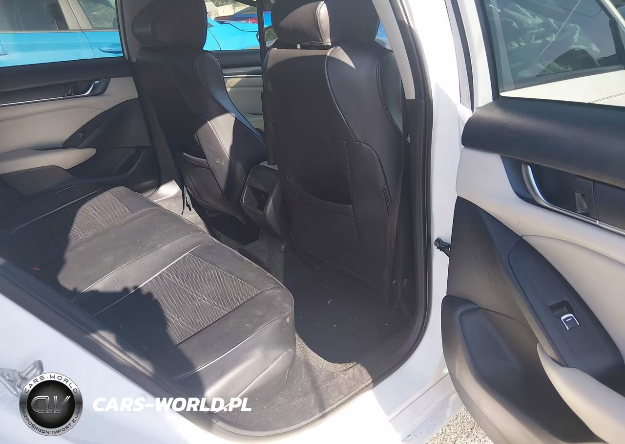 2018 Honda Accord Lx VIN:1HGCV1F1XJA138291 - 8
