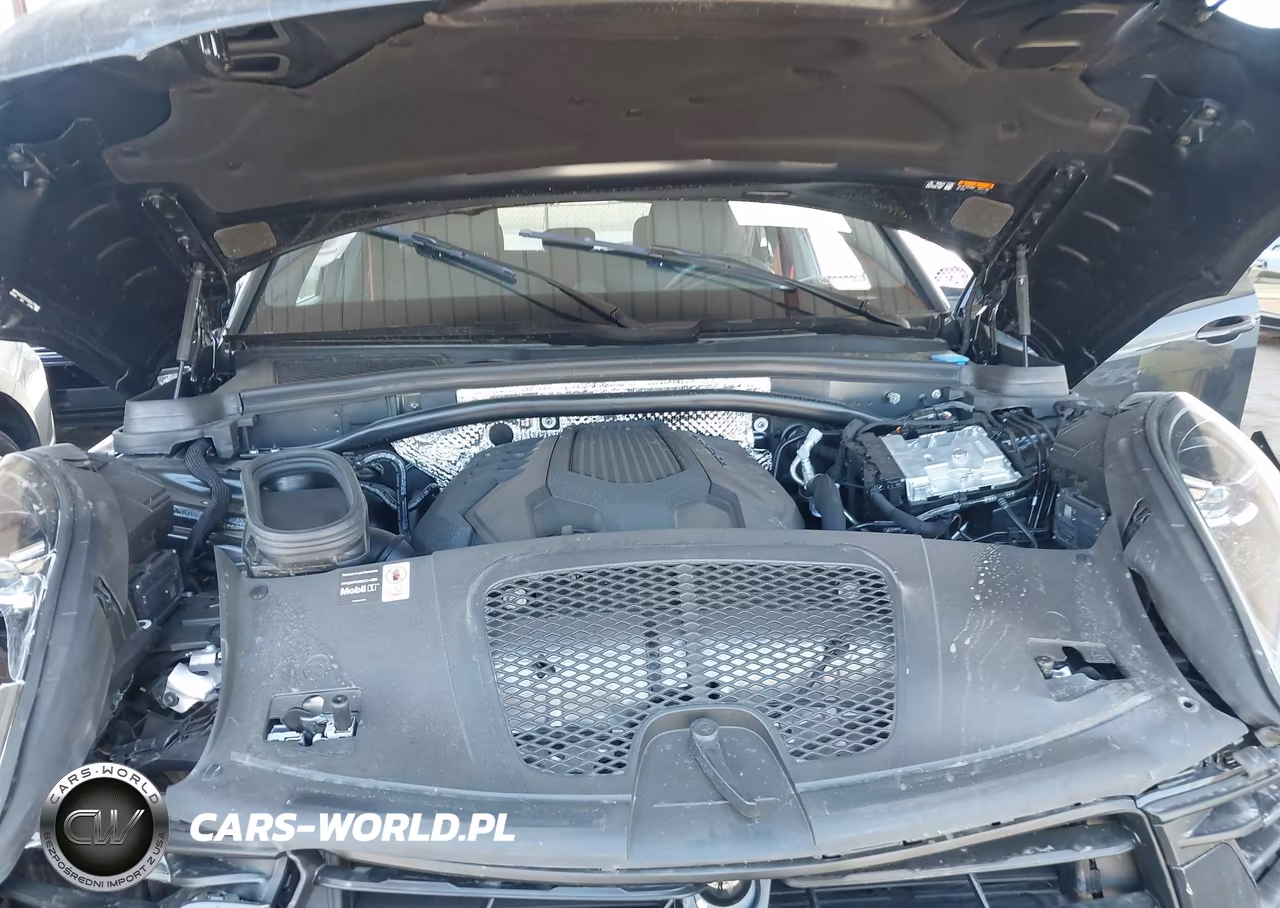 2026 Porsche Macan T VIN:WP1AA2A5XTLB06139 - 10