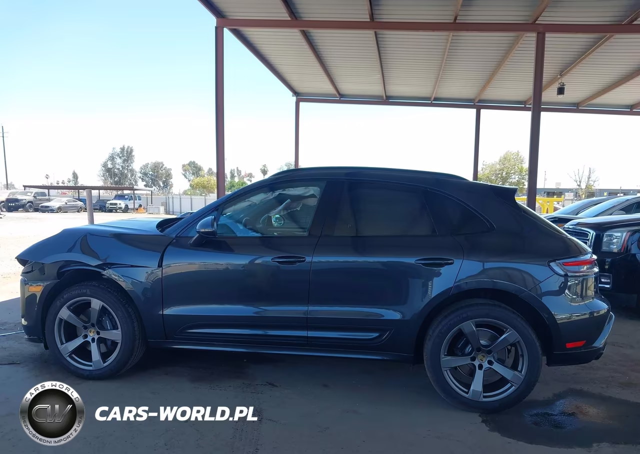 2026 Porsche Macan T VIN:WP1AA2A5XTLB06139 - 14