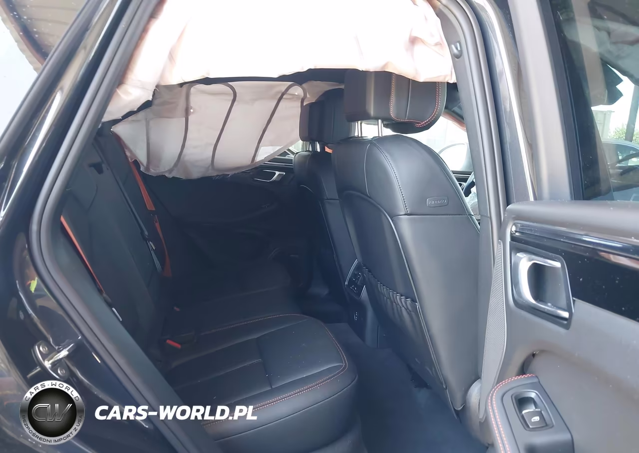 2026 Porsche Macan T VIN:WP1AA2A5XTLB06139 - 8