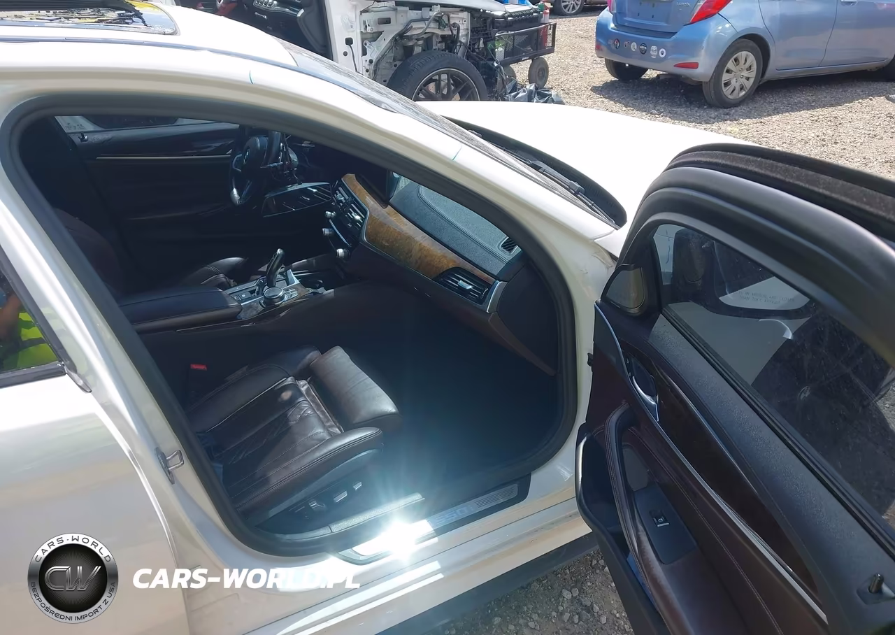 2020 BMW M550I xDrive VIN:WBAJS7C04LBN96867 - 5