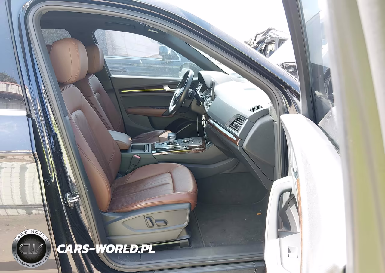 2019 Audi Q5 45 Premium VIN:WA1ANAFY3K2057271 - 5