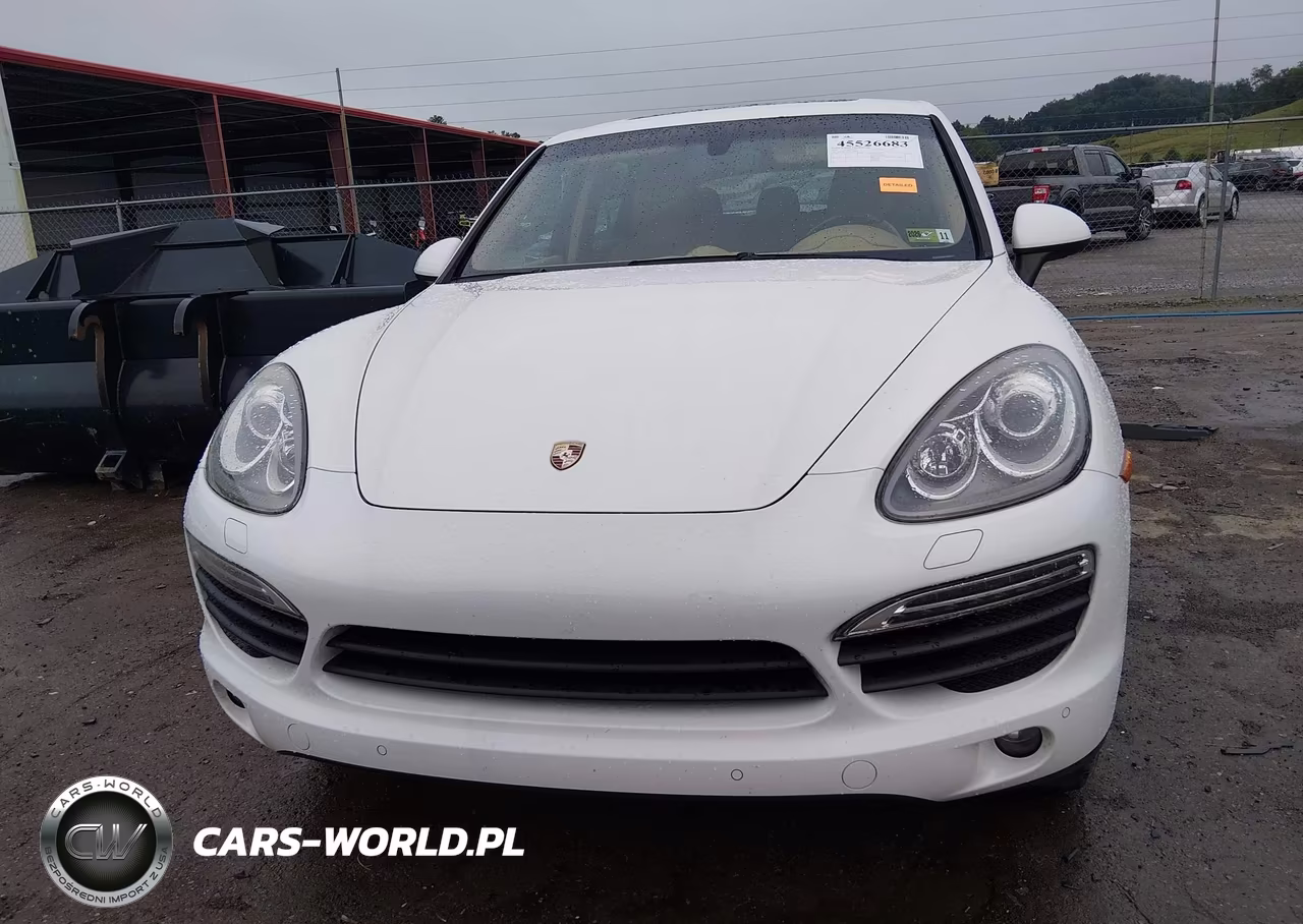 2013 Porsche Cayenne S VIN:WP1AB2A29DLA84042 - 13