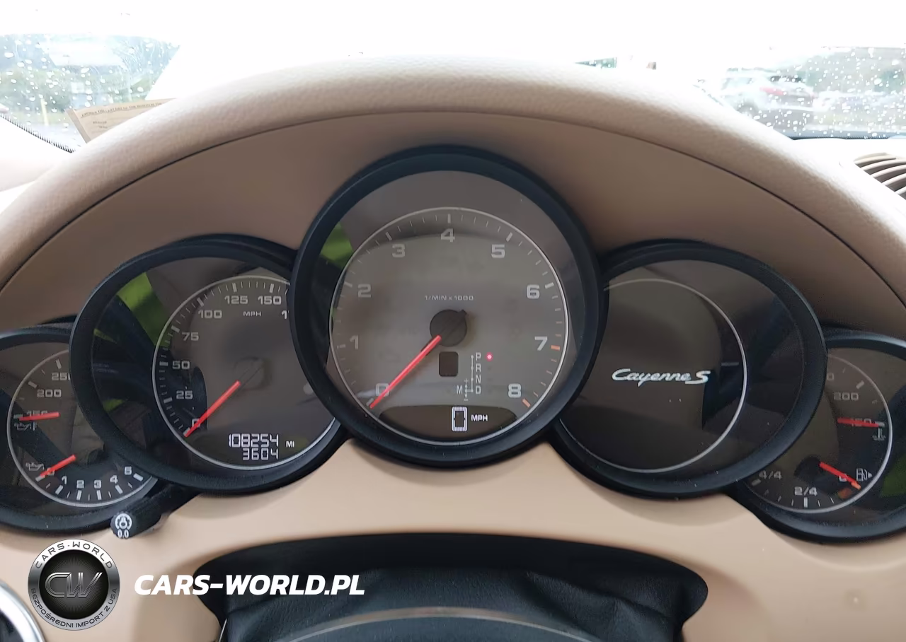 2013 Porsche Cayenne S VIN:WP1AB2A29DLA84042 - 7