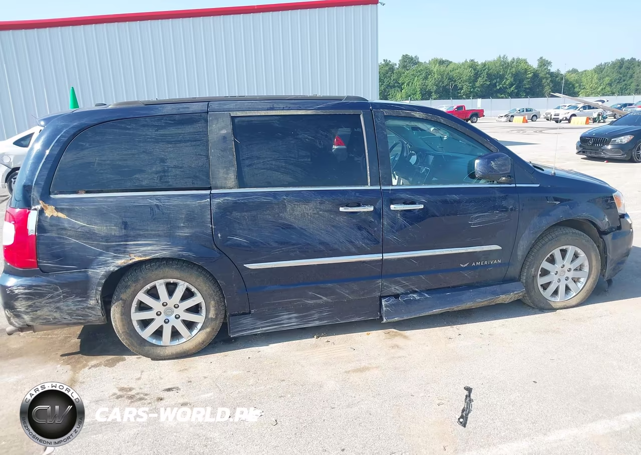 2016 Chrysler Town & Country Touring VIN:2C7WC1BG5GR247244 - 6